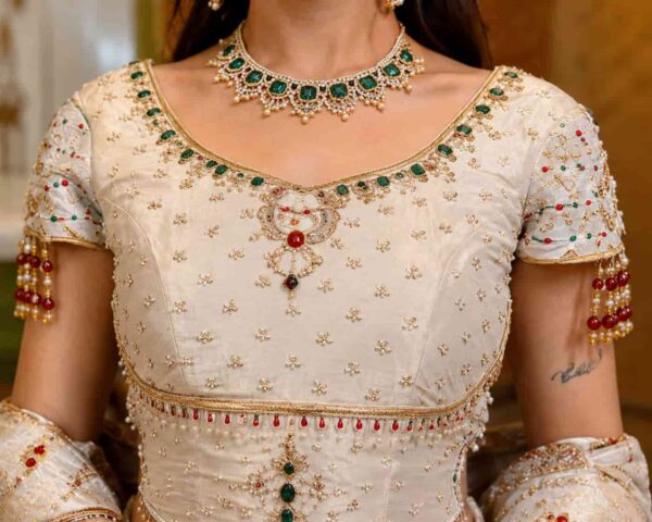 Bridal Off White Lehenga Choli with Matching Embroidered Dupatta for Indian Wedding