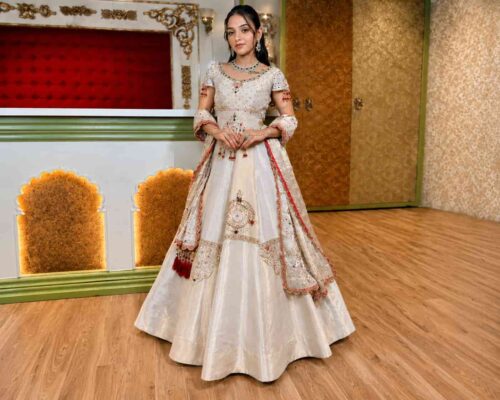 Women's Off White Traditional Lehenga Choli with Elegant Ethnic Embroidery